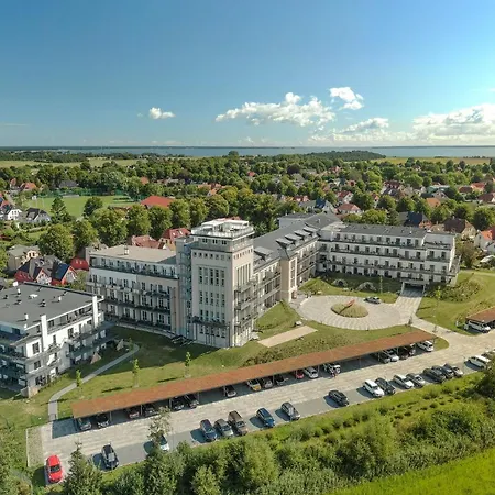 Aparthotel Zwei Wasser - Torhauser Alte Seefahrtschule Wustrow (Fischland)